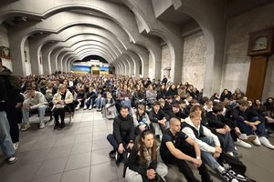 26-03-10 10-16-10 4083