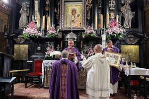 25-12-15 11-09-09 3217