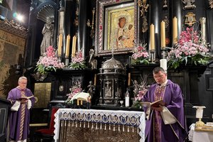 25-12-15 11-08-18 3215