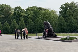 25-05-07 10-14-42 9310